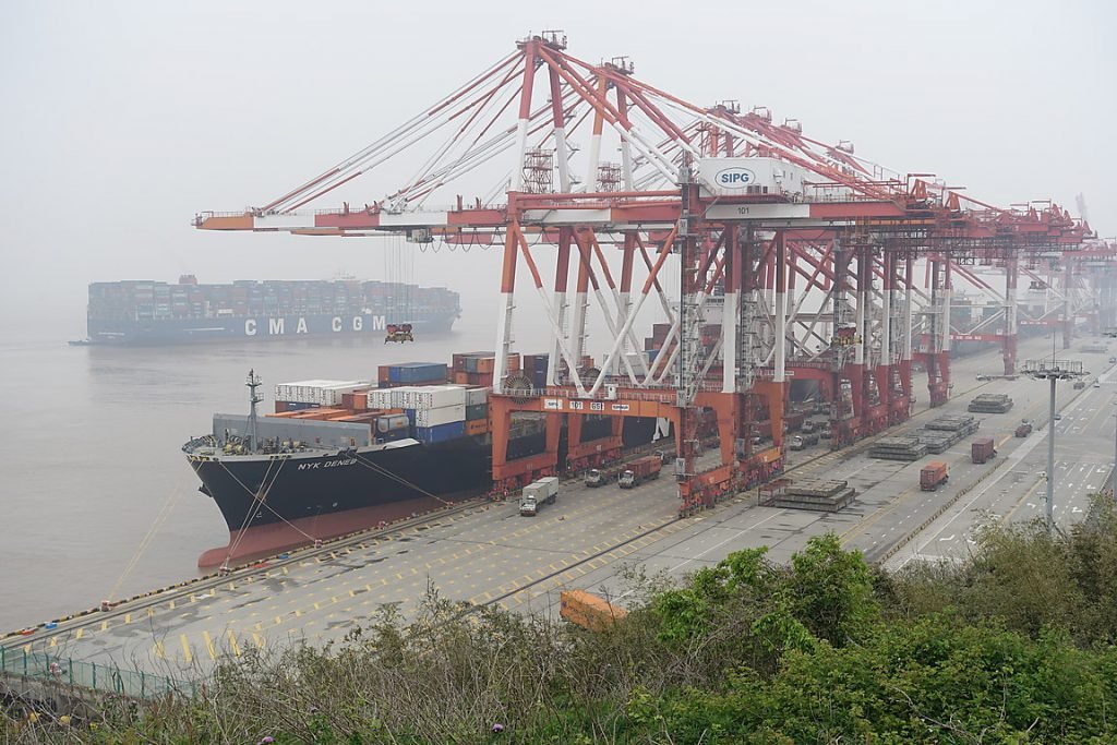 Shanghai Deep Sea Port med Stefan